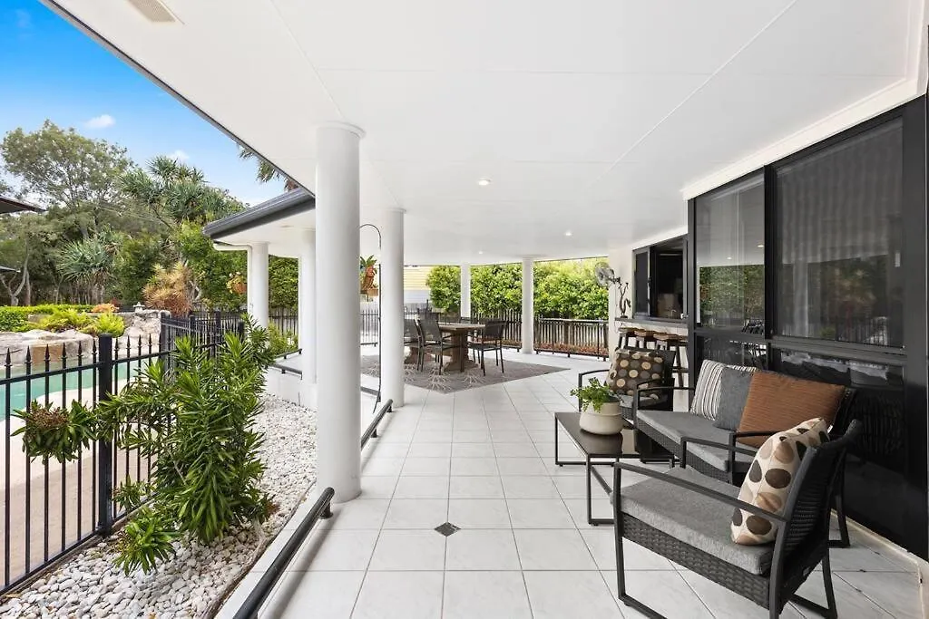 Dom wakacyjny Luxury Beachfront Home In Hervey Bay Urangan
